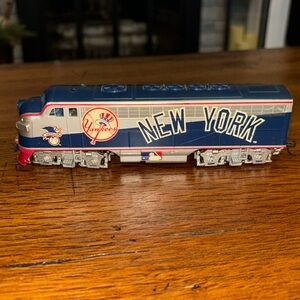 Bachmann Hawthorn Village New York Yankees Train MLB